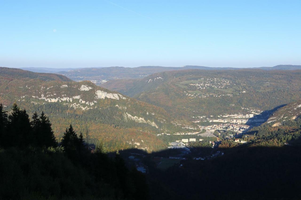 Au Coeur Du Lapidaire Septmoncel-Les-Molunes Kültér fotó