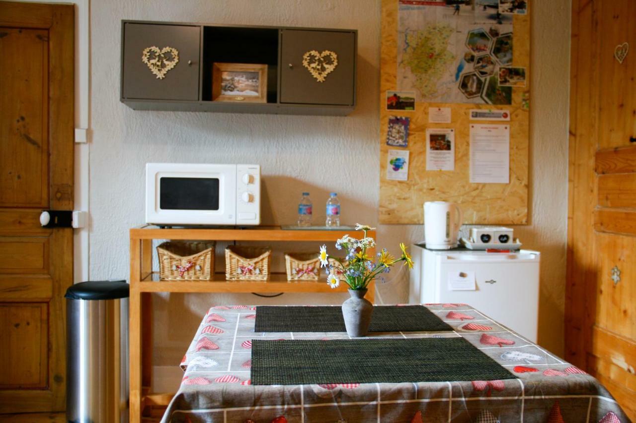 Au Coeur Du Lapidaire Septmoncel-Les-Molunes Kültér fotó