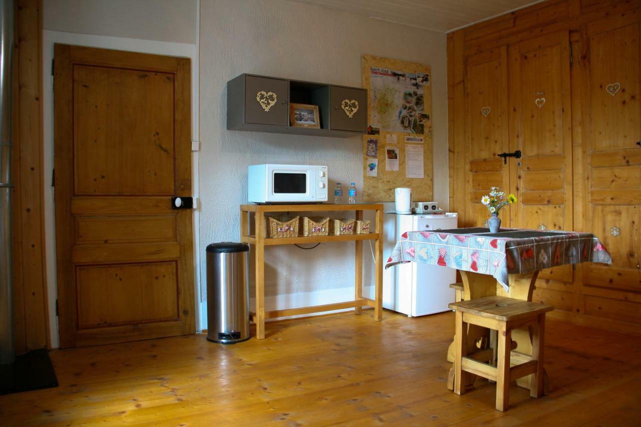 Au Coeur Du Lapidaire Septmoncel-Les-Molunes Kültér fotó